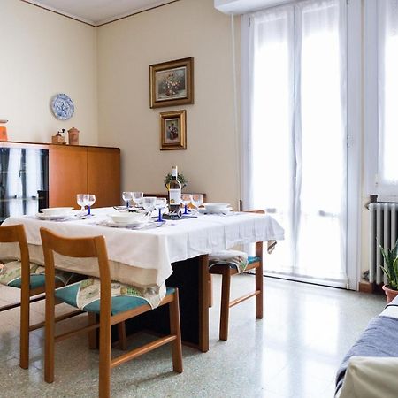 A Pochi Passi Dal Centro E Dall'Ospedale Di Parma Apartamento Exterior foto